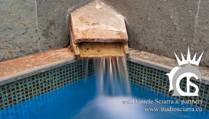 Cascate per massaggio collo cervicale e giochi d'acqua